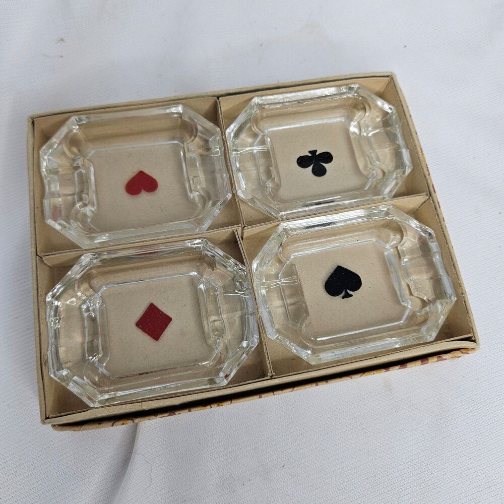 Vintage Set of 4 Glass Individual deck Card Suit Ashtrays with Box